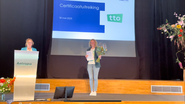 Tweetalig onderwijs Merletcollege bekroont