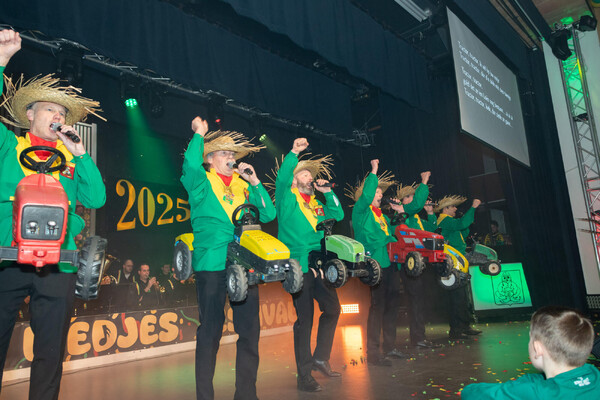 Lóns Liedjes Festival Een Daverend Succes in overloon