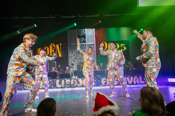 Lóns Liedjes Festival Een Daverend Succes in overloon