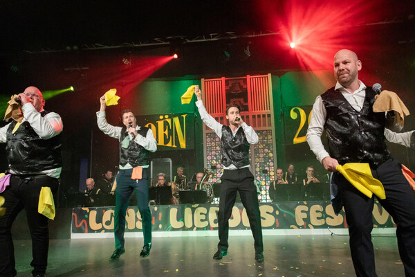 Lóns Liedjes Festival Een Daverend Succes in overloon