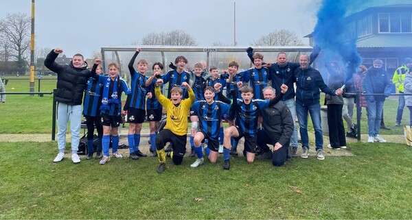 DWSH'18 JO15 kampioen na Houdini-achtige ontsnapping