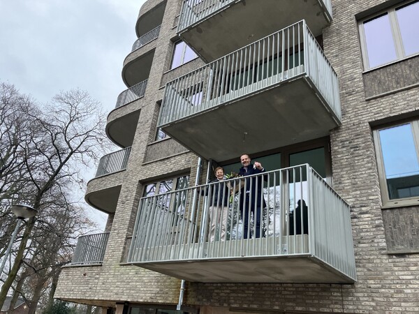 BEWONERS VAN 68 NIEUWBOUWAPPARTEMENTEN WEIJERSTAETE BOXMEER ONTVANGEN SLEUTELS