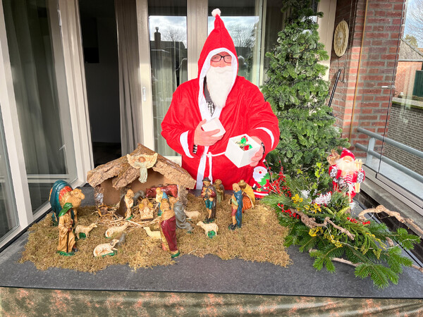 Wandel ook gedurende de kerstdagen de Kerststallen- en Sfeerroute in Mill