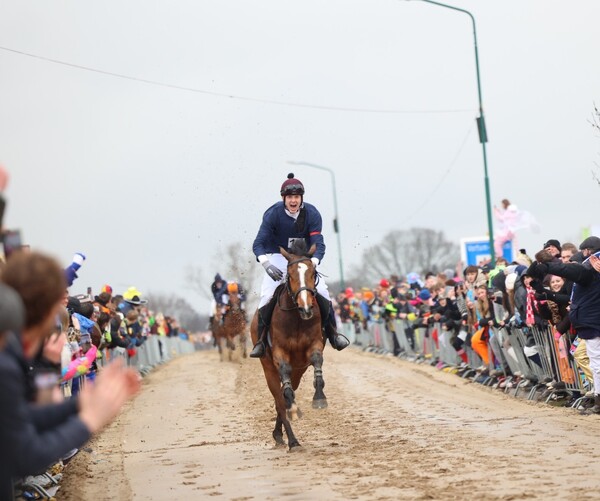 Sem Janssen wint Koningsrit van Metworst 2026