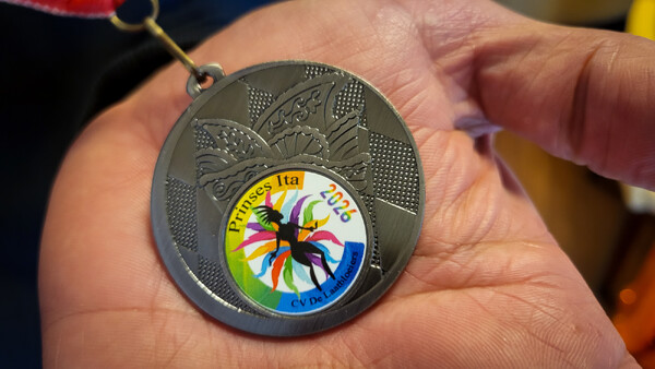 91-jarige Prinses Ita straalt in Grave: 'Dat ik dit op mijn leeftijd nog mag meemaken is geweldig'