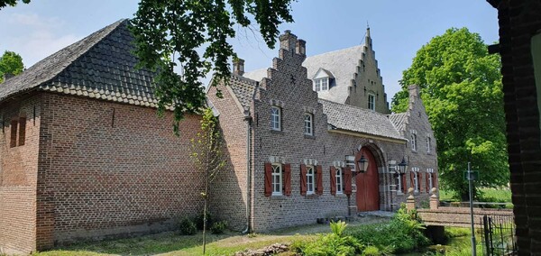 Fair met brocante op Kasteel Aldendriel
