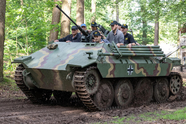 Militracks bij het Oorlogsmuseum Overloon