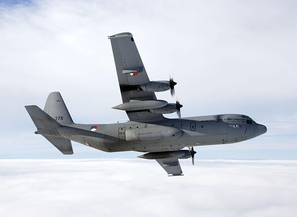 Hercules C-130 transportvliegtuig foto: Ministerie van Defensie / Eric Vorstenbosch