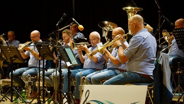 Rob’s Blasmusik im Herbst brengt blaasmuziek naar Wanroij