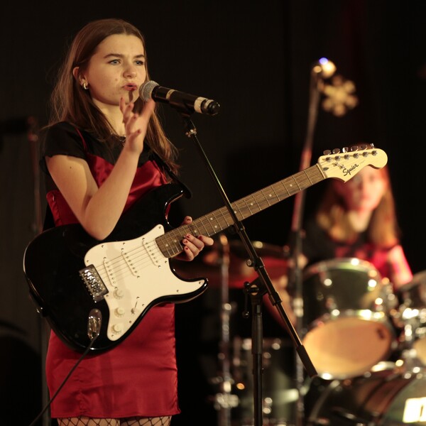 EXTRAVAGANZA Elzendaalcollege Boxmeer