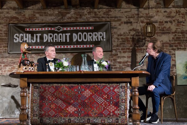 Vijfde editie van de live-talkshow 'Scht Draait Doorrr!'