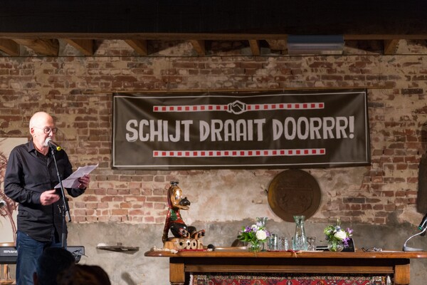 Vijfde editie van de live-talkshow 'Scht Draait Doorrr!'