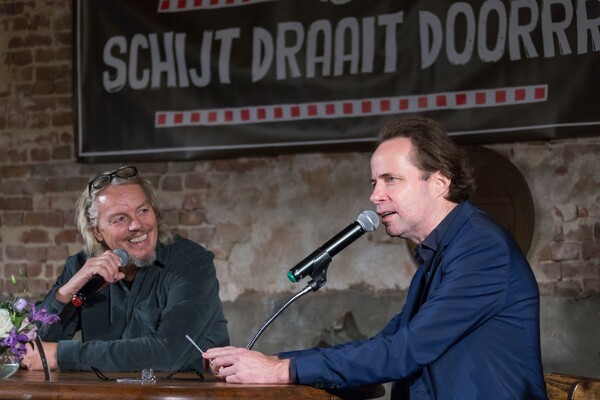 Vijfde editie van de live-talkshow 'Scht Draait Doorrr!'