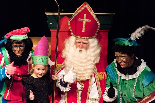 Intocht van Sinterklaas en zijn Pieten in Overloon