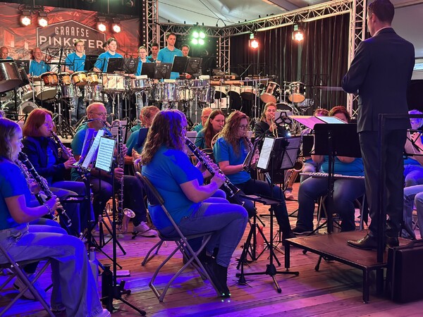 Harmonie Stad Grave en de slagwerkgroep