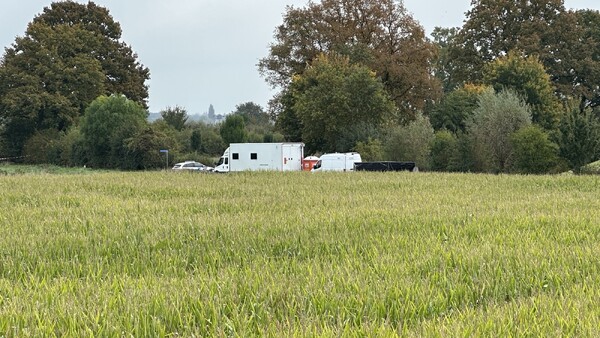 Wandelaars zagen auto met dode man al uren voor politie werd gebeld