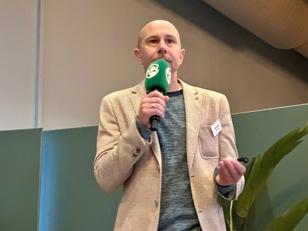 Cyril Crutz van Biblioplus