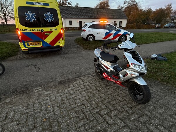 Fietster en scooterrijder botsen tijdens zonsopgang in Vortum-Mullem