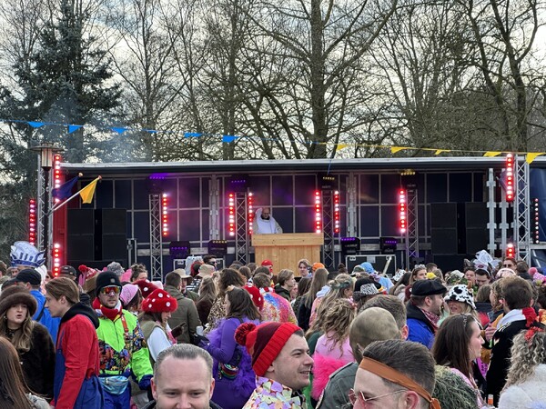 Jeugd verzamelt zich zaterdag op kerkplein in Velp