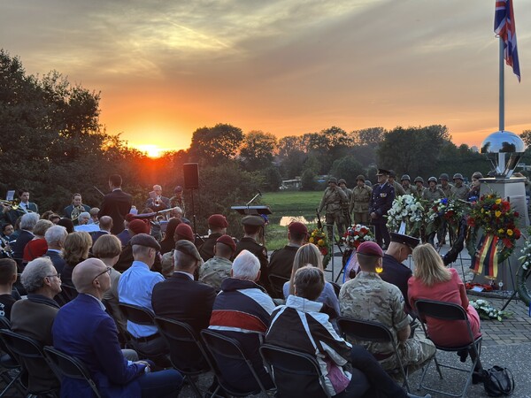 Eerbiedwaardige internationale 79e herdenking Market Garden 