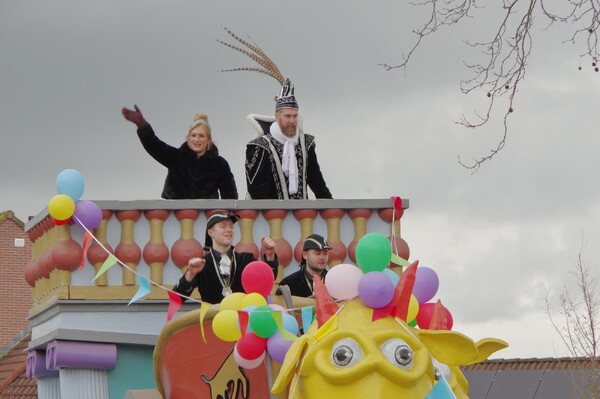 Fotoreportage Carnavalsoptocht Mill 11-2-2024