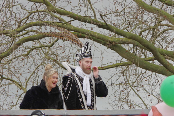 Fotoreportage Carnavalsoptocht Mill 11-2-2024