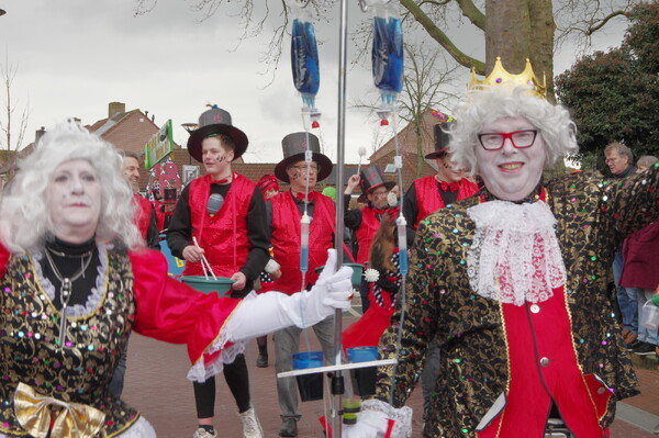 Fotoreportage Carnavalsoptocht Mill 11-2-2024