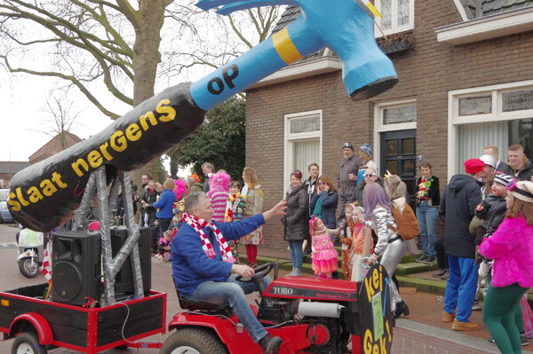 Fotoreportage Carnavalsoptocht Mill 11-2-2024