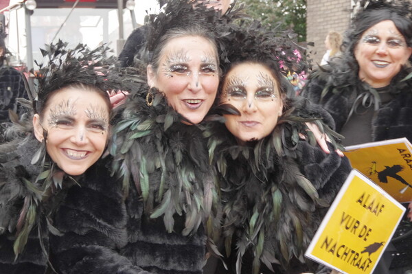 Fotoreportage Carnavalsoptocht Mill 11-2-2024