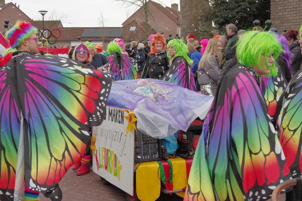 Fotoreportage Carnavalsoptocht Mill 11-2-2024