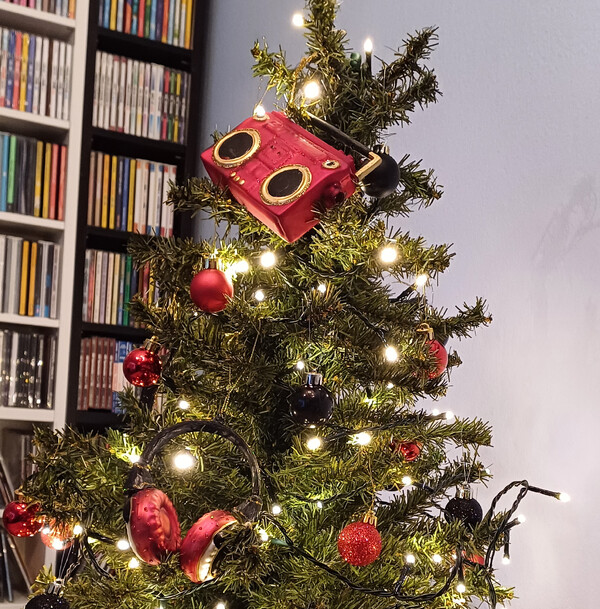 DJ’s Omroep Land van Cuijk verlichten kerststress