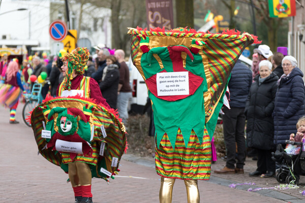 Kleurrijke Carnavalsoptocht in Overloon
