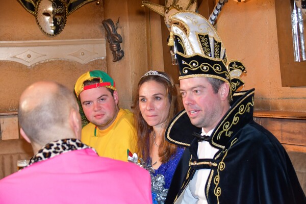 Bekijk en beluister interview met carnavalshoogheden Langenboom