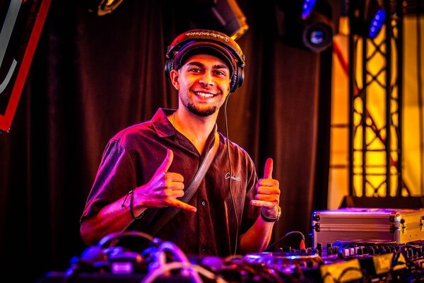 Na Openingsceremonie Special Olympics: Cuijkse DJ Neville Mastail gevraagd voor optreden voor meer dan 40.000 personen
