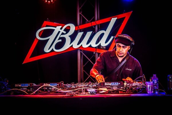 Na Openingsceremonie Special Olympics: Cuijkse DJ Neville Mastail gevraagd voor optreden voor meer dan 40.000 personen