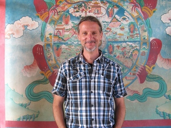 René Voss (Stichting Maya) zondag te gast bij Plein 33