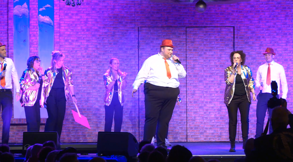 Pietje Anders wint liedjesfestival tijdens Prins & Schlagerpartij in Boxmeer