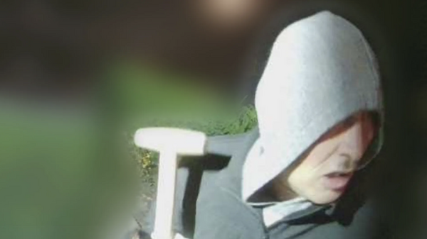 Politie toont beelden van twee mannen in onderzoek naar dode man in auto in Boxmeer