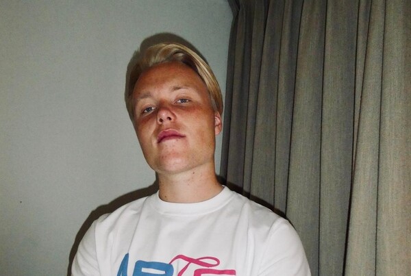Sil Roos a.k.a. Roes met weekendmix bij Omroep Land van Cuijk