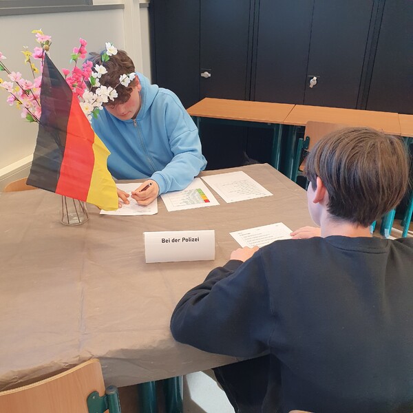 Elzendaal en Metameer organiseren Taaldorp met Duitse scholen in Kleve en Boxmeer