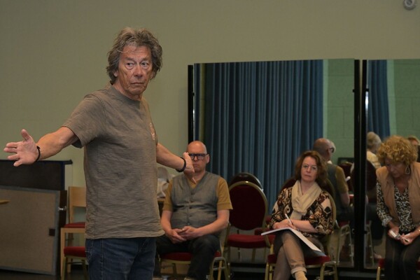 Voorstelling over 80 jaar vrijheid in Schouwburg Cuijk tijdens Theater na de Dam