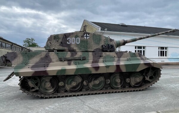 Drie Tiger-tanks te zien tijdens Militracks 2025 in Overloon