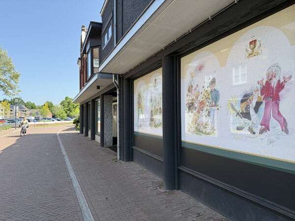 Vaart-tekeningen verlevendigen leegstaande panden in centrum Boxmeer