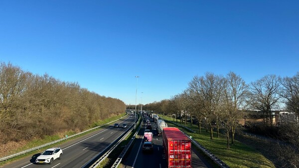 Files op A50 en A59 na ongeluk bij Ravenstein