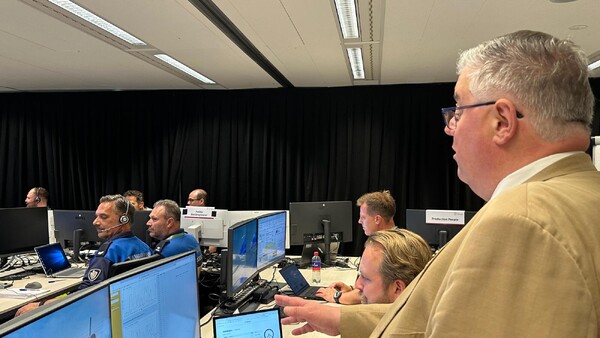 Burgemeester Bruls houdt persoonlijk toezicht op de voorbereiding