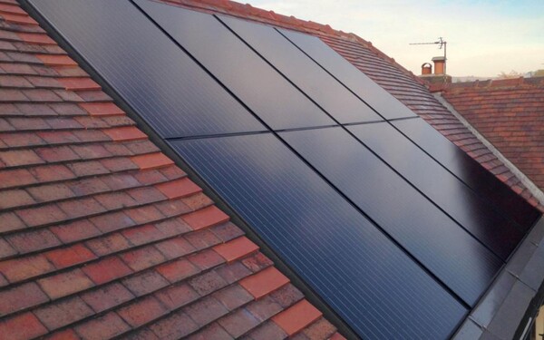 Zonnepanelen in Grave – foto: Peter Linders 