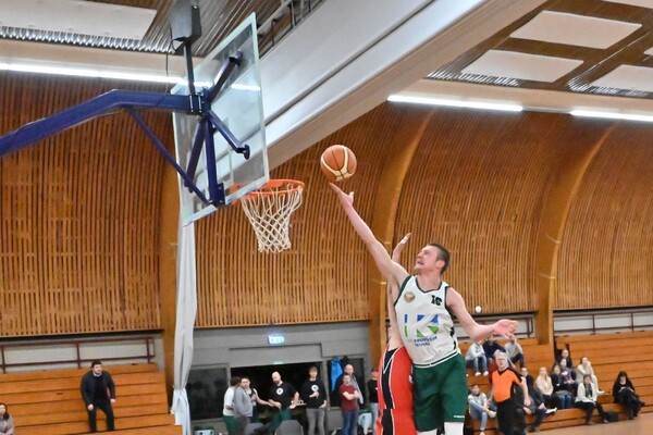 Akros verliest nipt van koploper Achilles’71