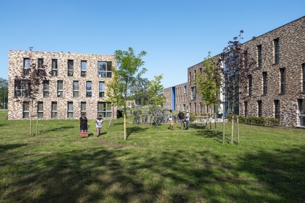 Open dag bij azc Grave tijdens landelijke Open azc dag
