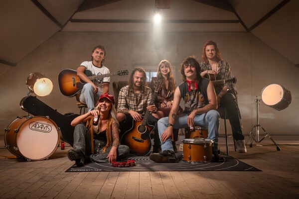 The Unplugged Experience brengt ode aan MTV Unplugged in Myllesweerd