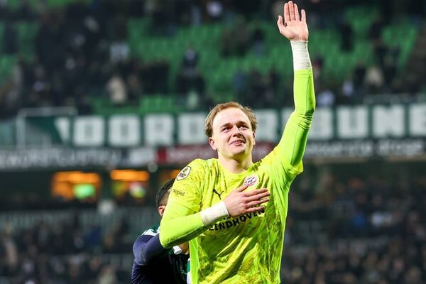 PSV-legende en jeugdtrainer zijn onder de indruk van debuut Niek Schiks uit Boxmeer